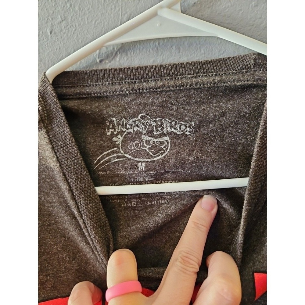 Angry Birds T Shirt Medium "This is My Angry Face" Gray Shirt size medium (A280) - Picture 3 of 6